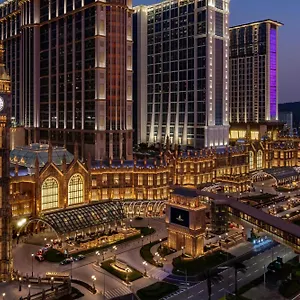 Londoner Grand, A Luxury Collection Hotel, Hotell